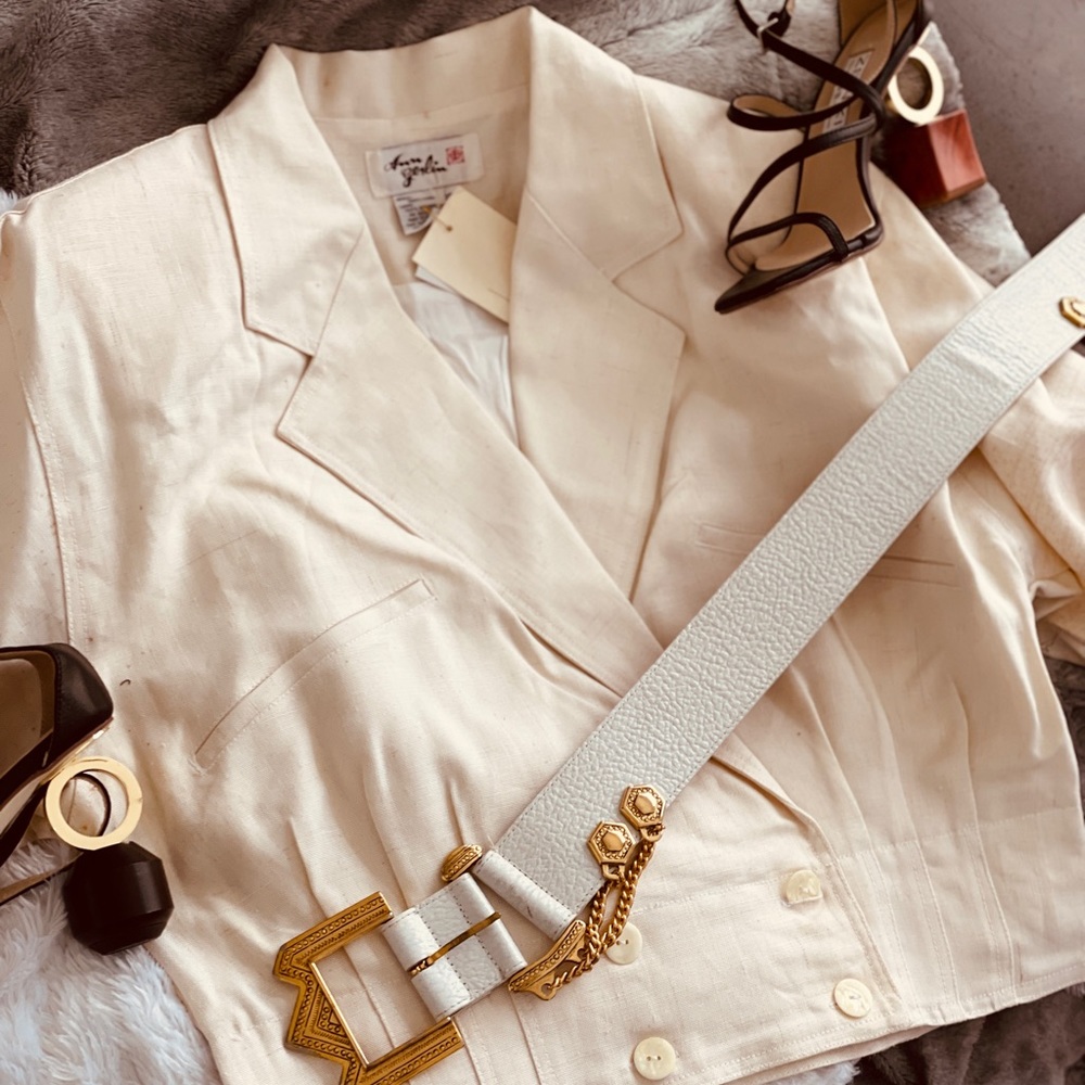 Vanilla Cropped Linen Oversized Jacket - Picture 7 of 15